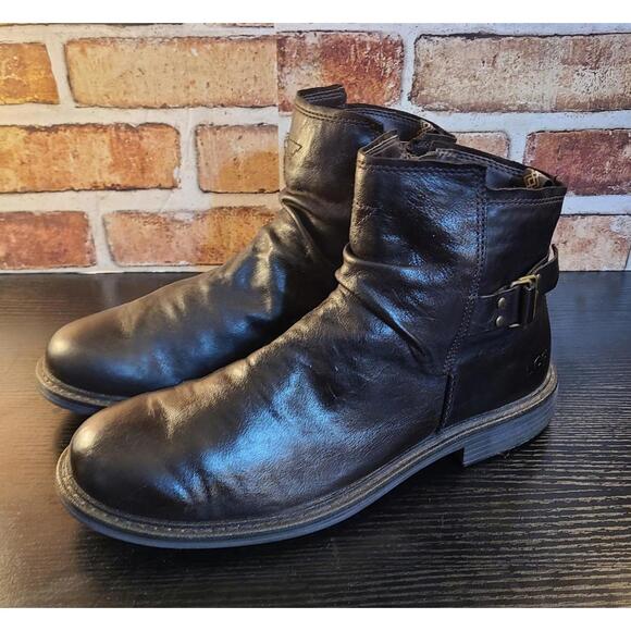 UGG MORRISON MEN PULL ON BOOTS LEATHER STOUT US 9.5 /UK 7.5/EU 42.5 - Picture 1 of 12
